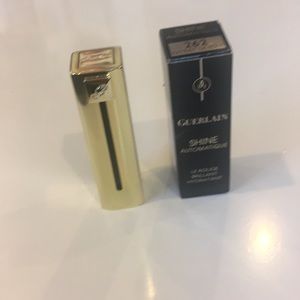 New, not used Guerlain shine automatique lipstick